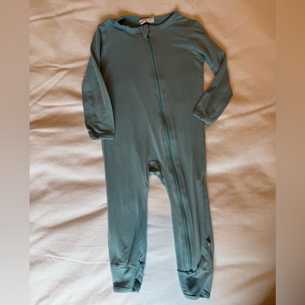 Kyte zip romper